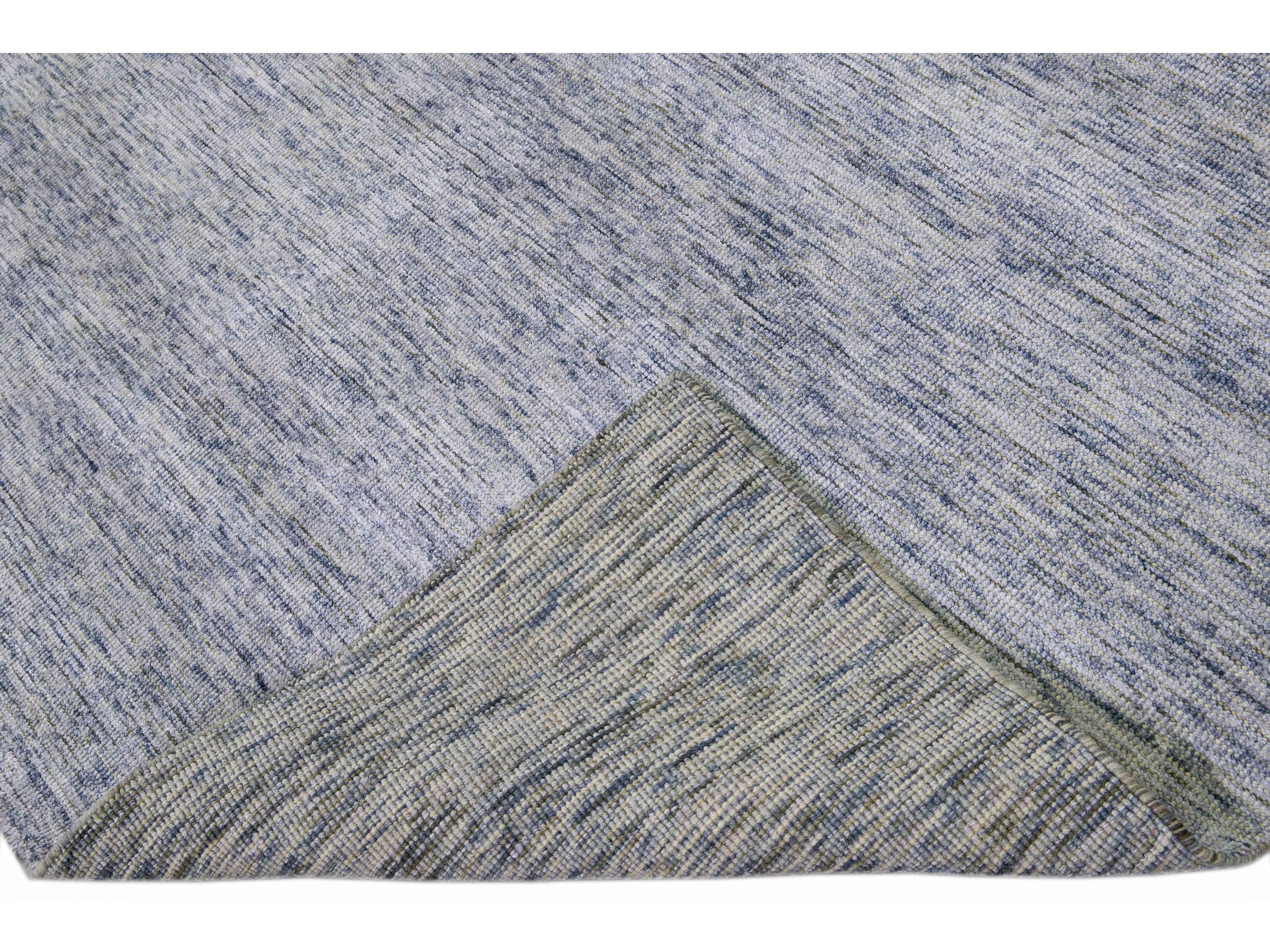  Modern Apadana's Groove Bamboo/Silk Handmade Blue Rug