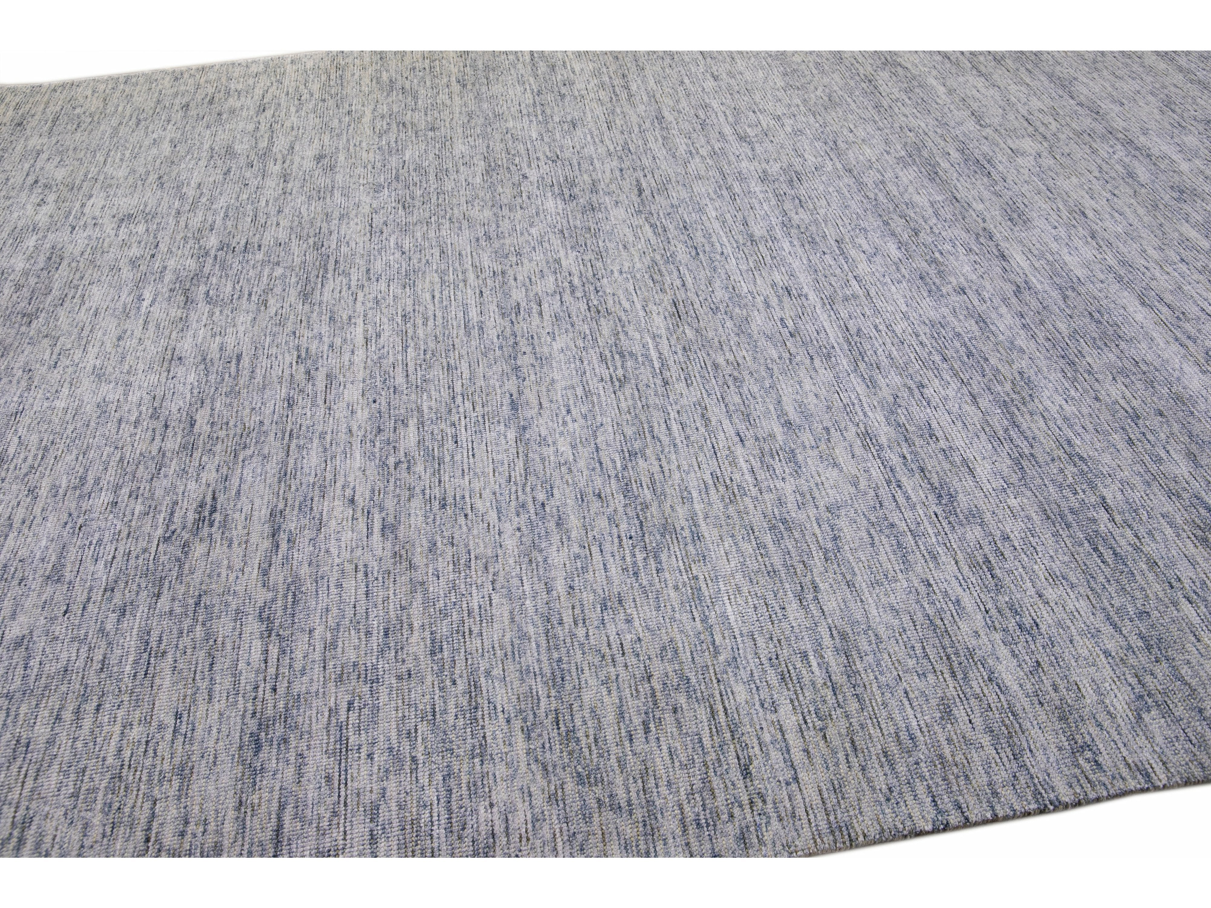  Modern Apadana's Groove Bamboo/Silk Handmade Blue Rug