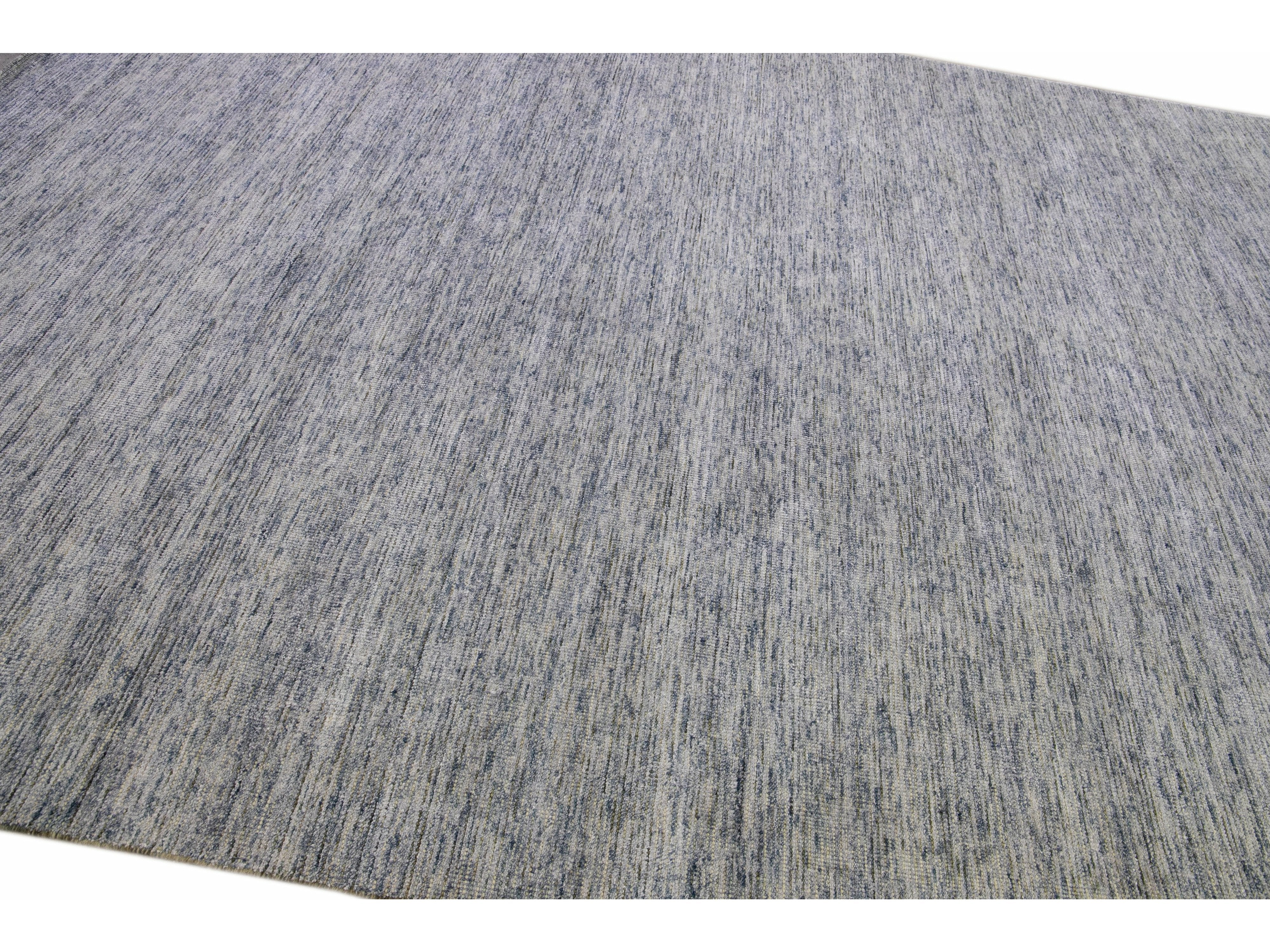  Modern Apadana's Groove Bamboo/Silk Handmade Blue Rug