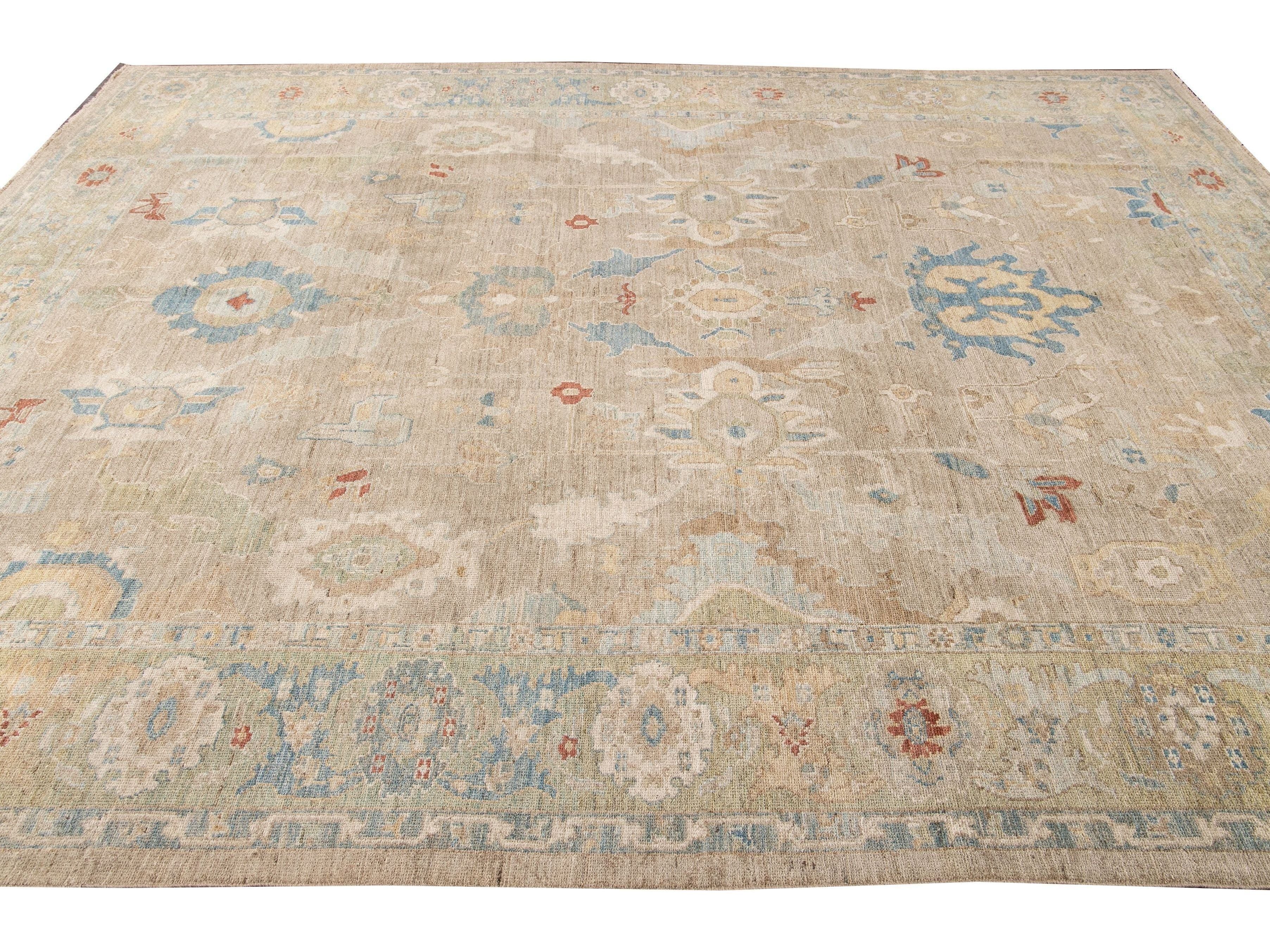 Modern Sultanabad Handmade Beige and Green Floral Wool Rug