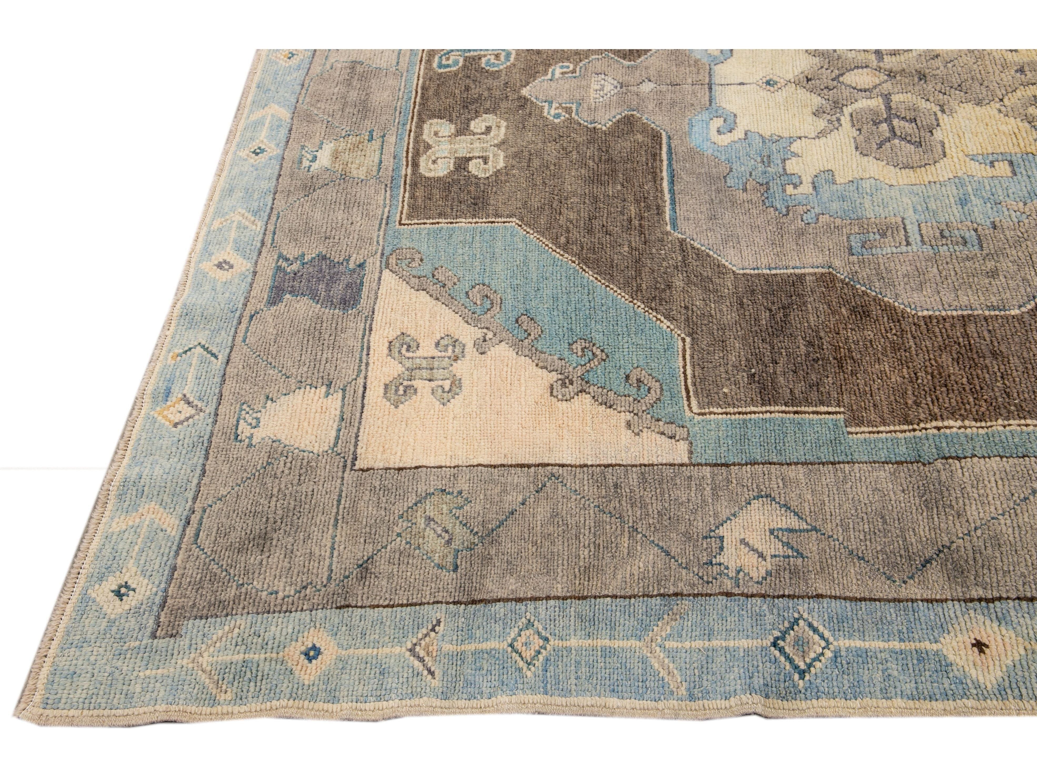 Brown Modern Oushak Handmade Medallion Floral Motif Wool Rug