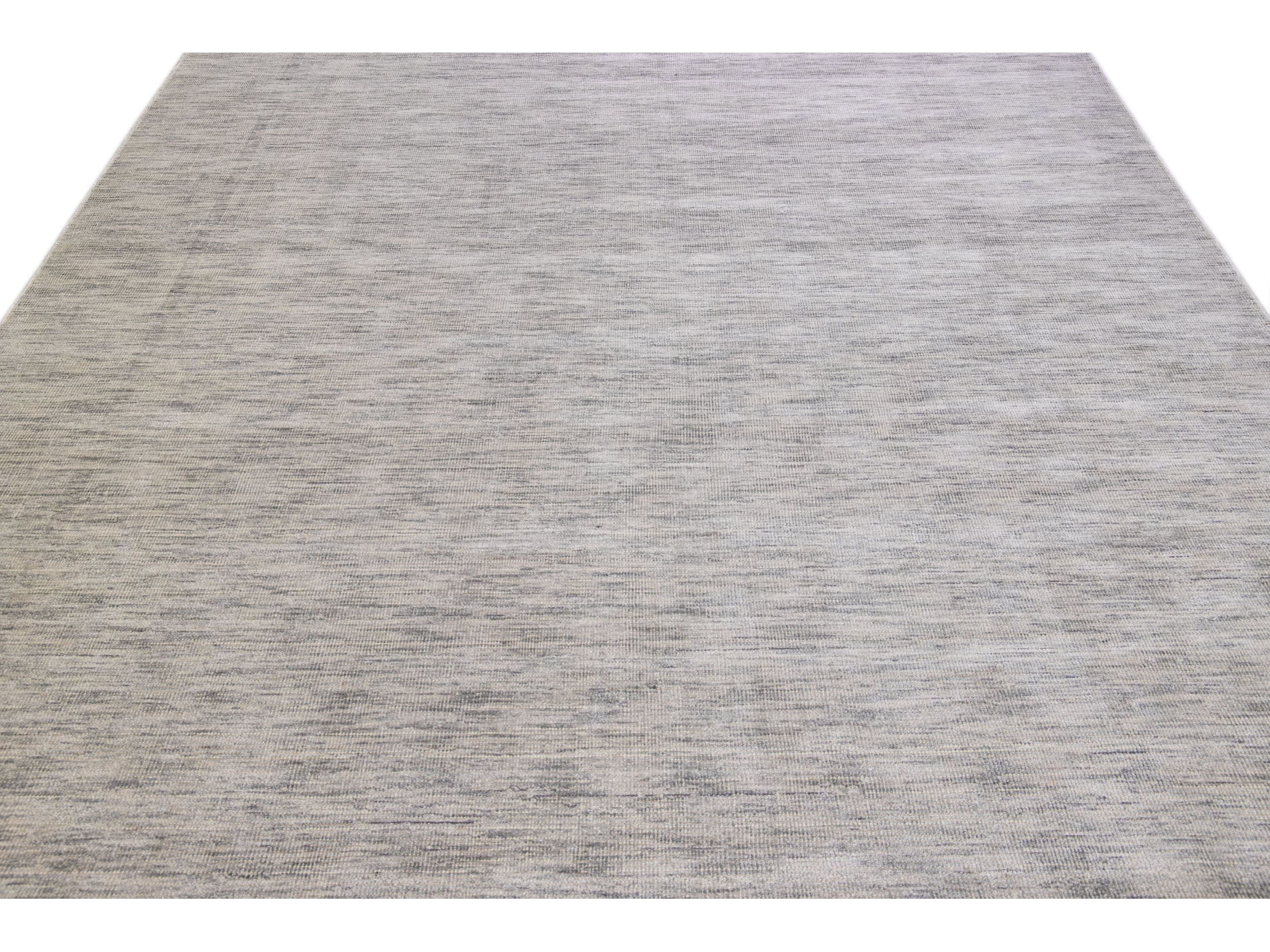 Modern Apadana's Groove Bamboo/Silk Handmade Gray Rug