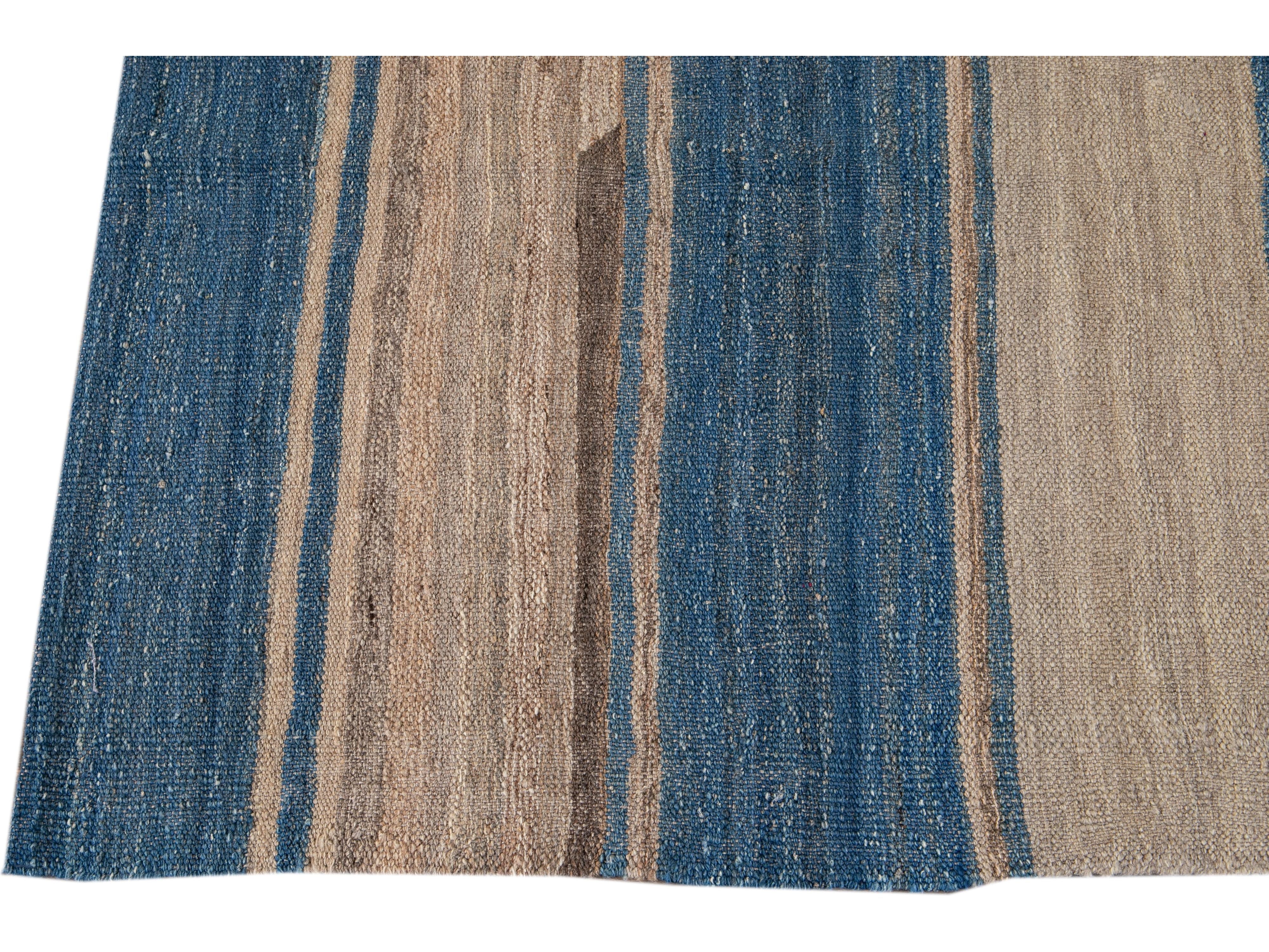 Modern Striped Flat-Weave Wool Rug 7 X 10