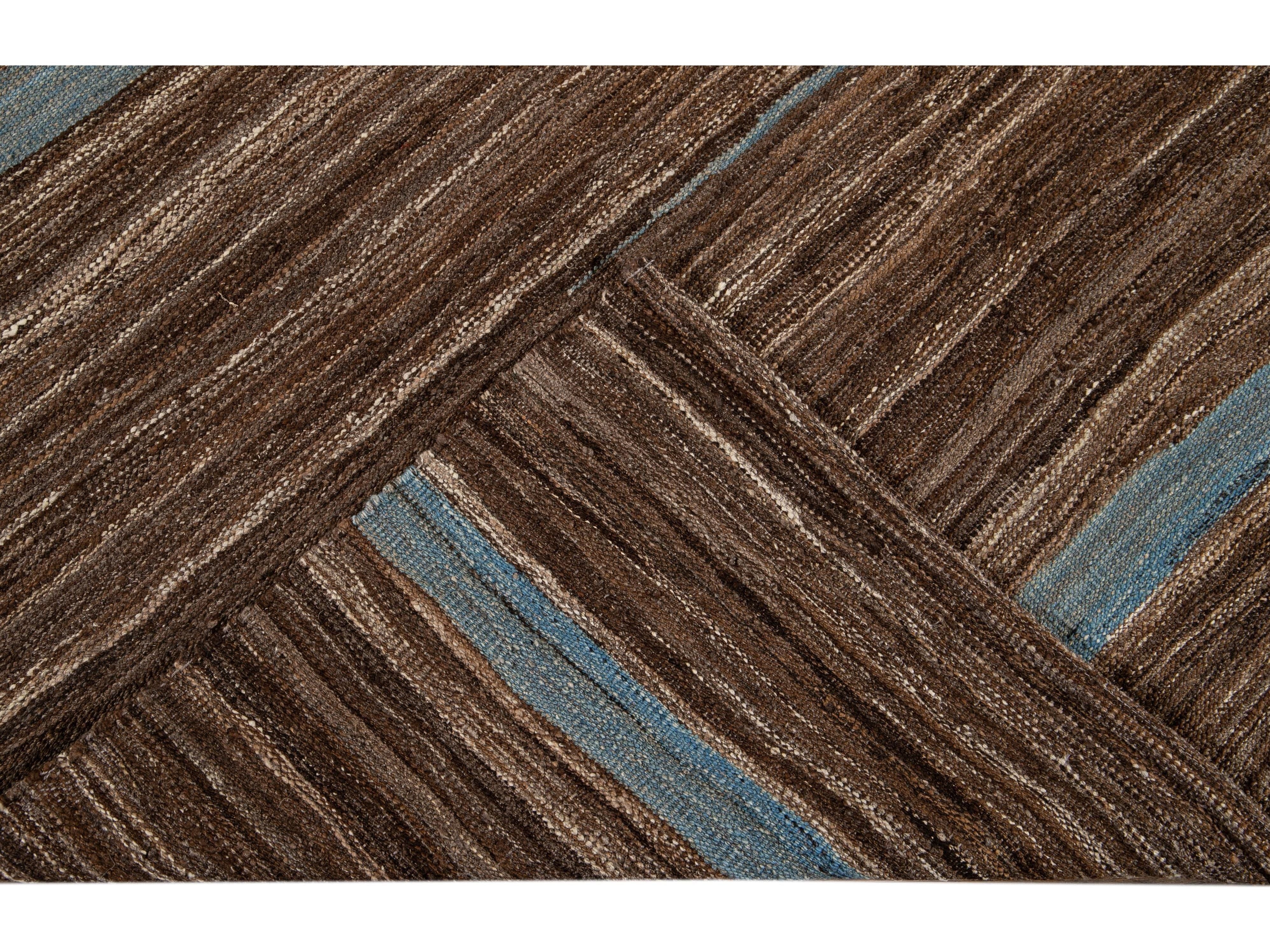 Modern Flat-Weave Wool Rug 9 X 12
