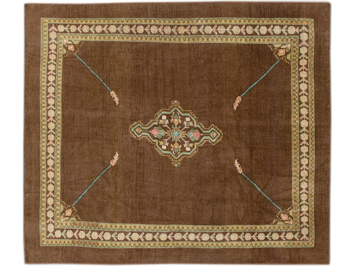 Vintage Revival Wool Rug 7 X 8