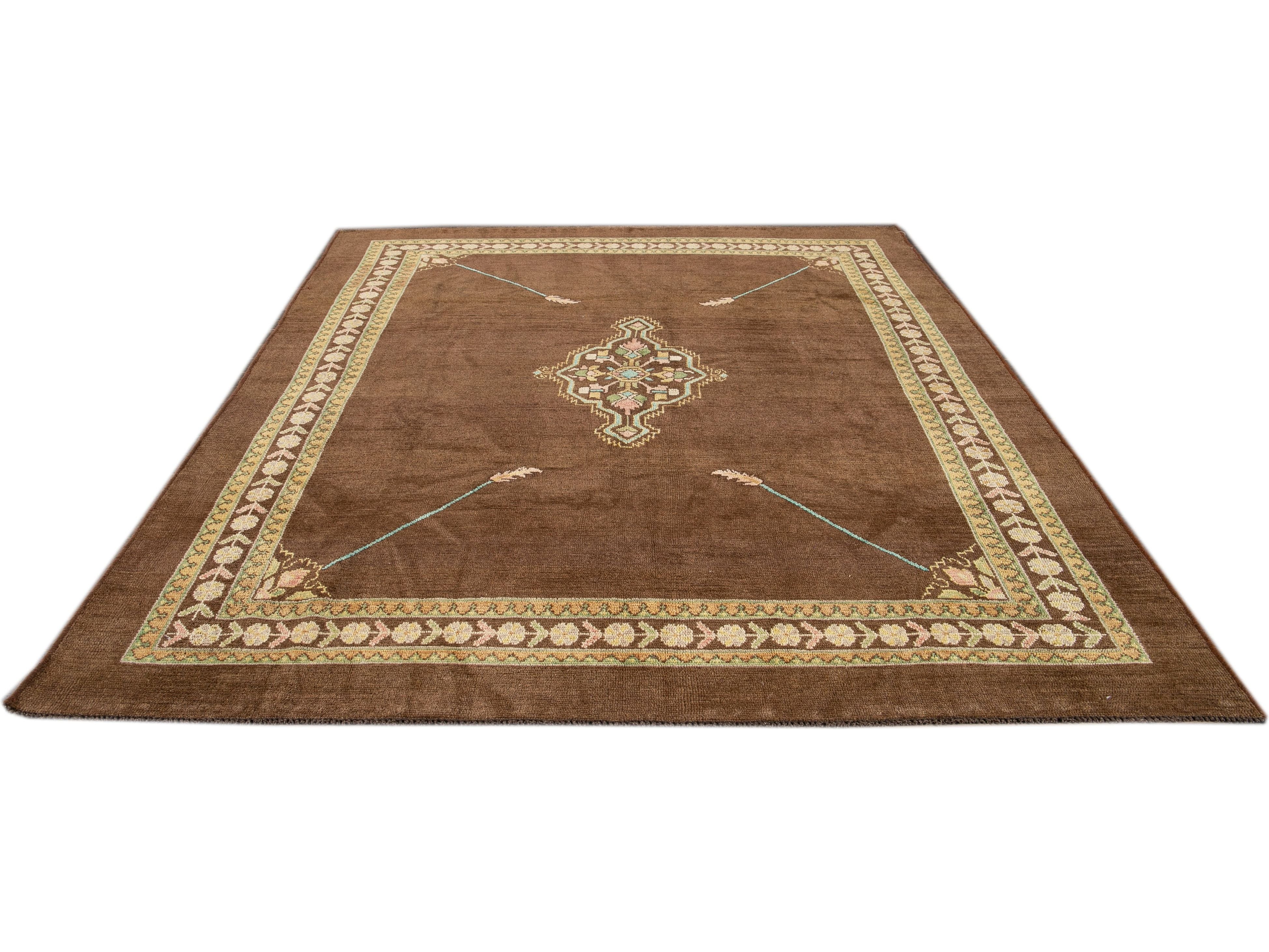Modern Revival Wool Rug 7 X 8