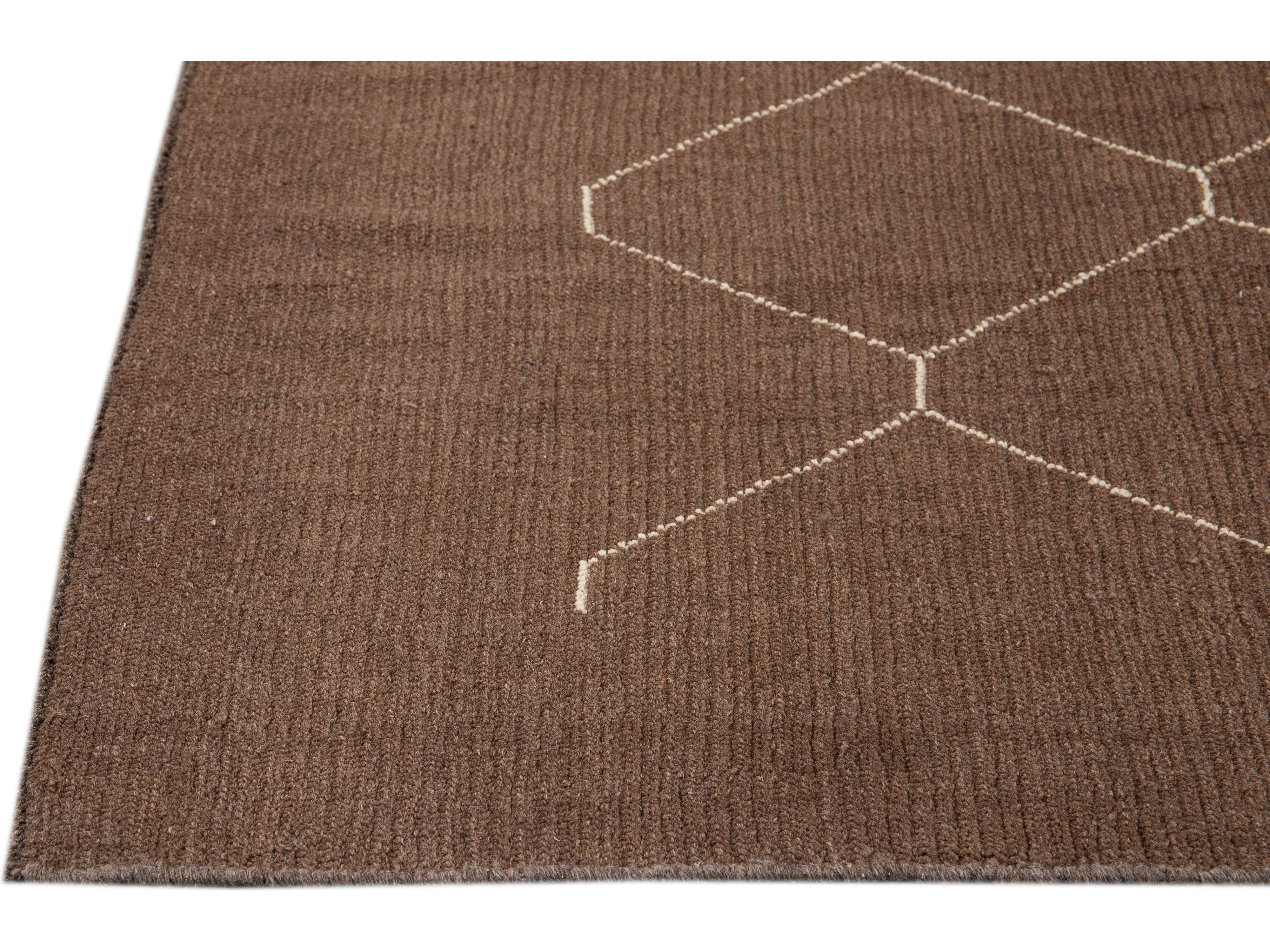 Modern Moroccan Wool Rug 7 X 10