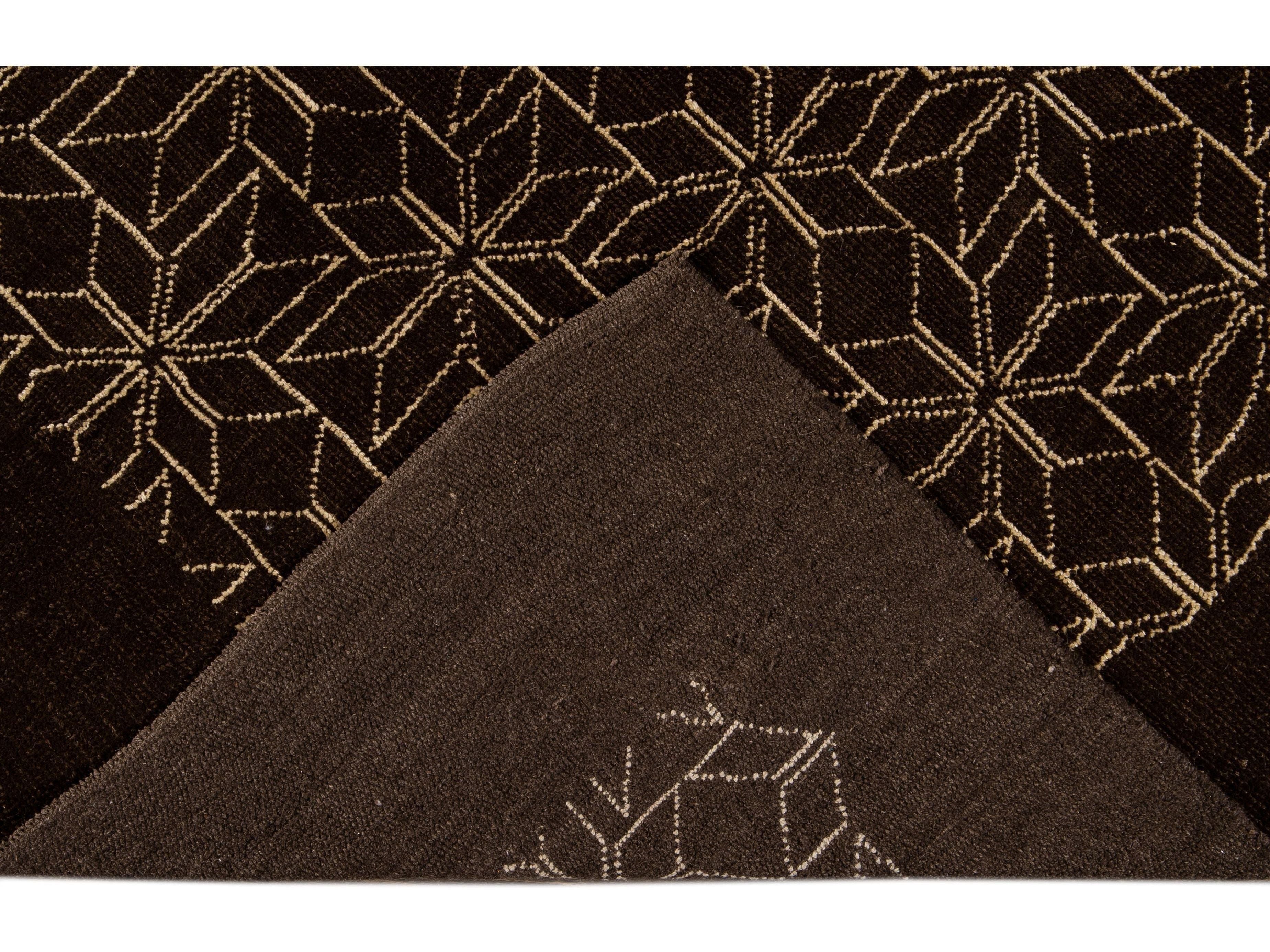 Modern Deco Style Wool Rug 7 X 10