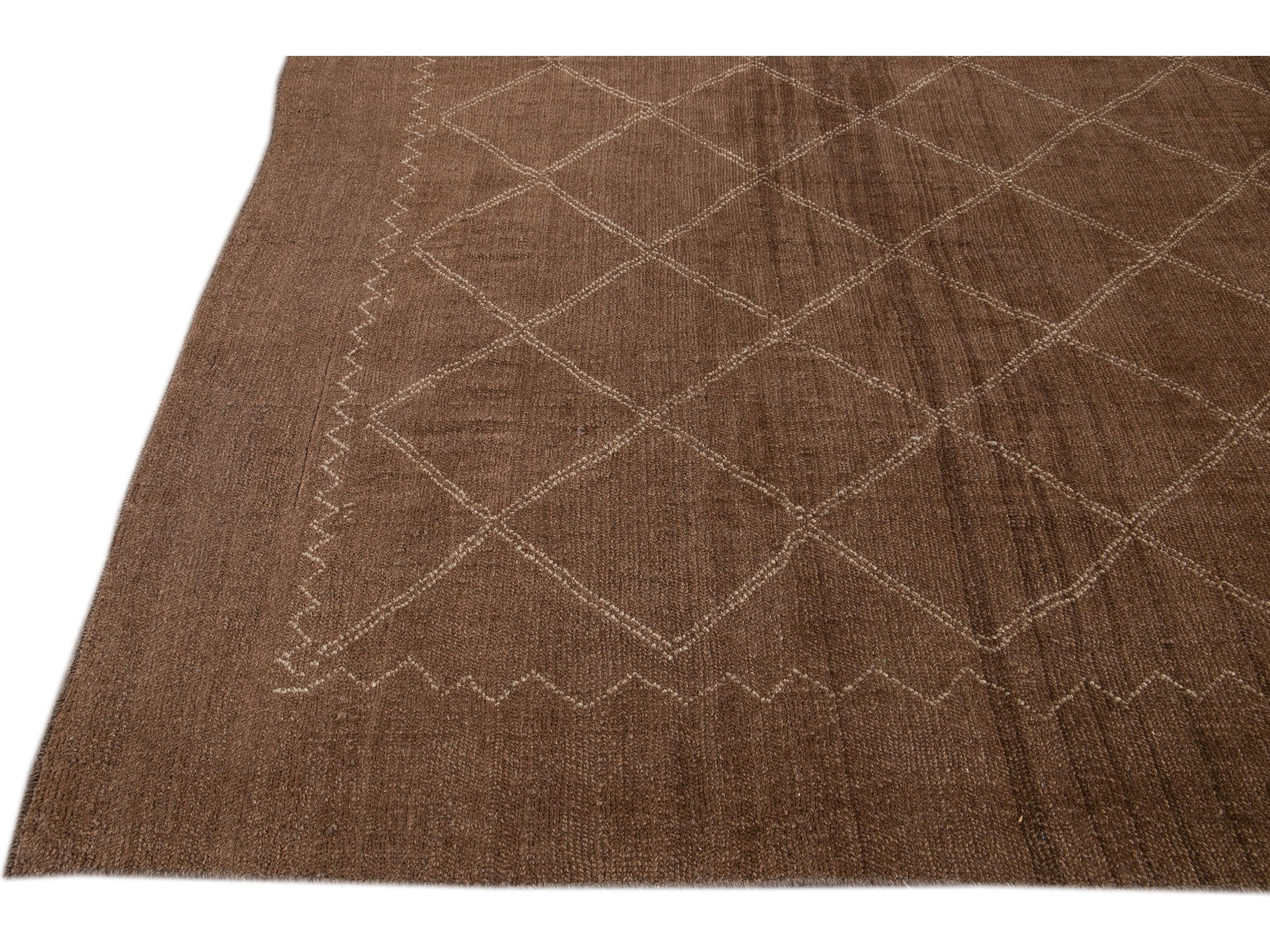 Modern Moroccan Wool Rug 7 X 9