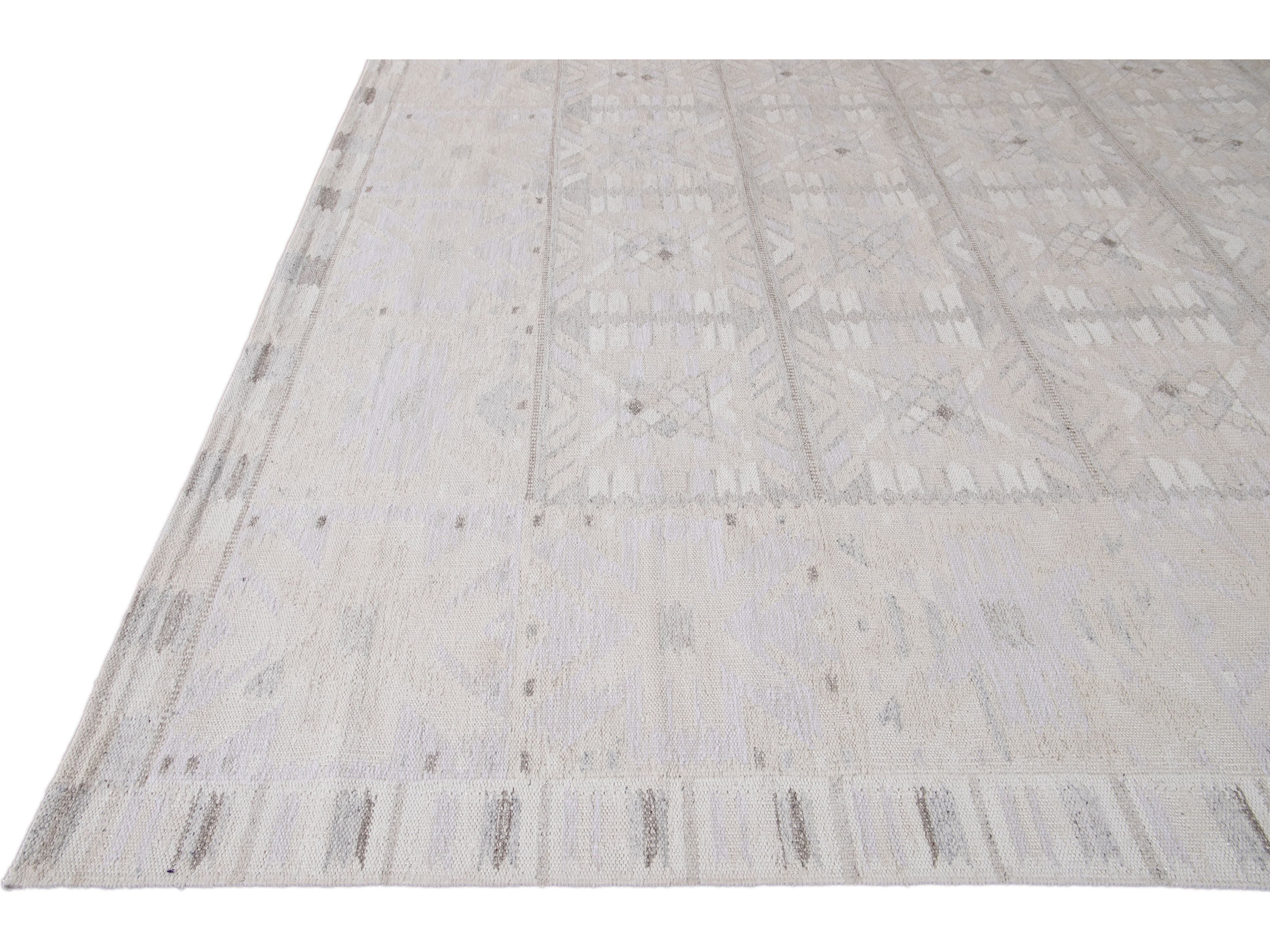 Modern Swedish Style Wool Rug 12 X 14