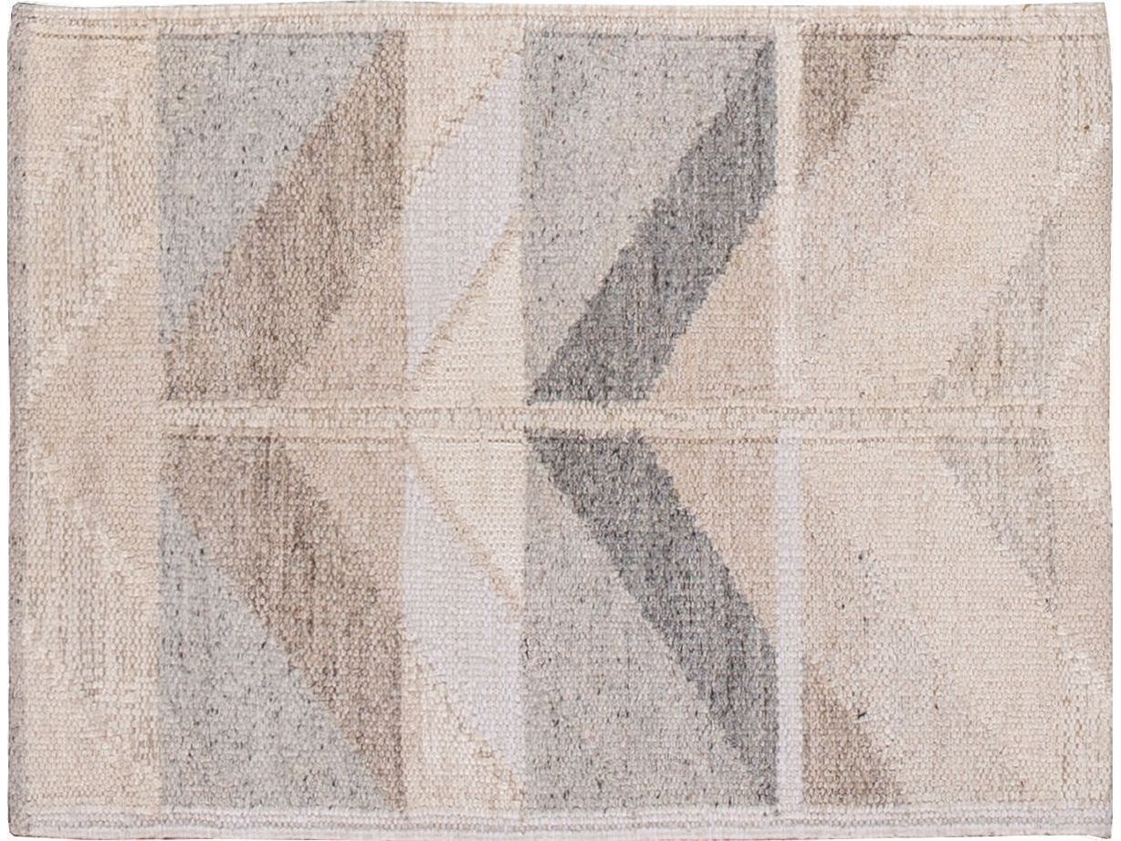 Wool Scandinavian-style Kilim Custom Rug
