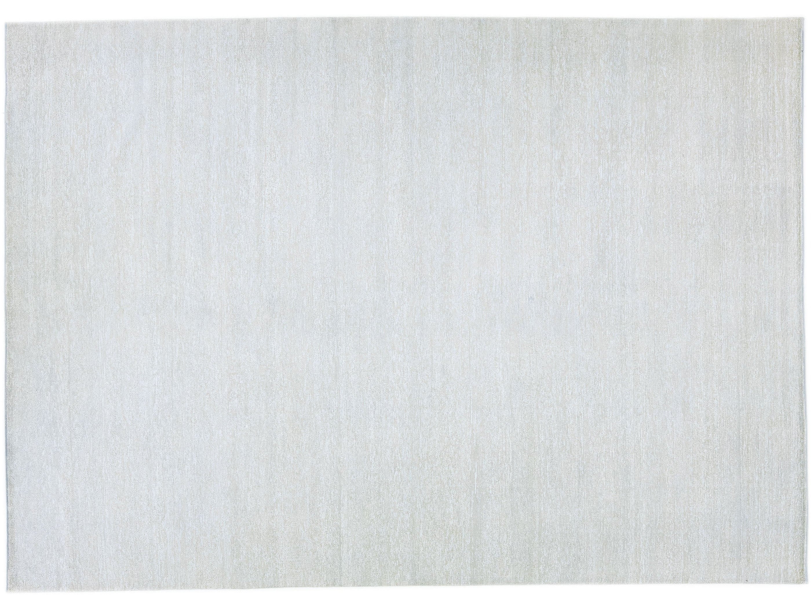 Modern Minimalist Handmade Ivory Room Size Wool Rug