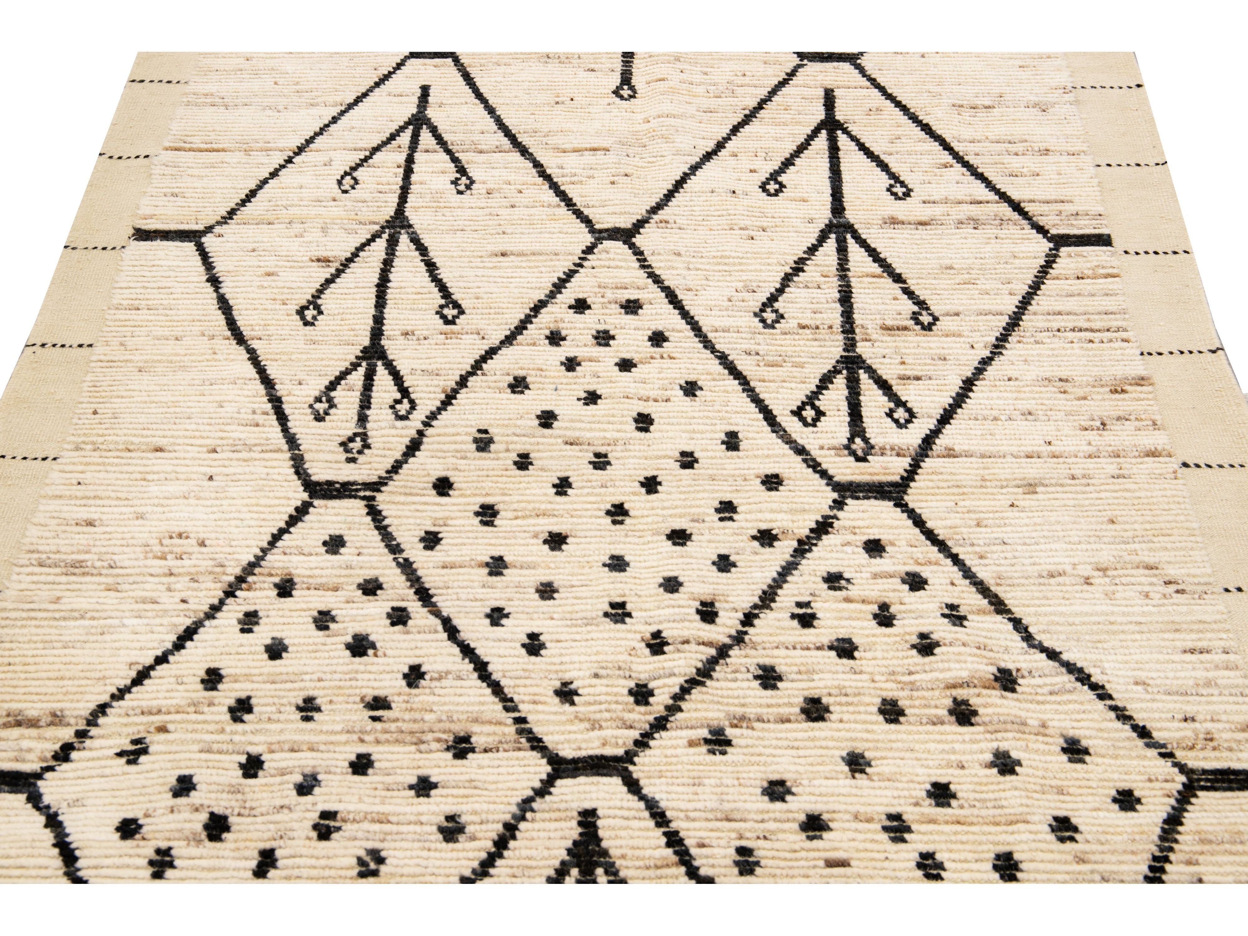 Modern Moroccan Style Handmade Geometric Pattern Beige Boho Wool Rug