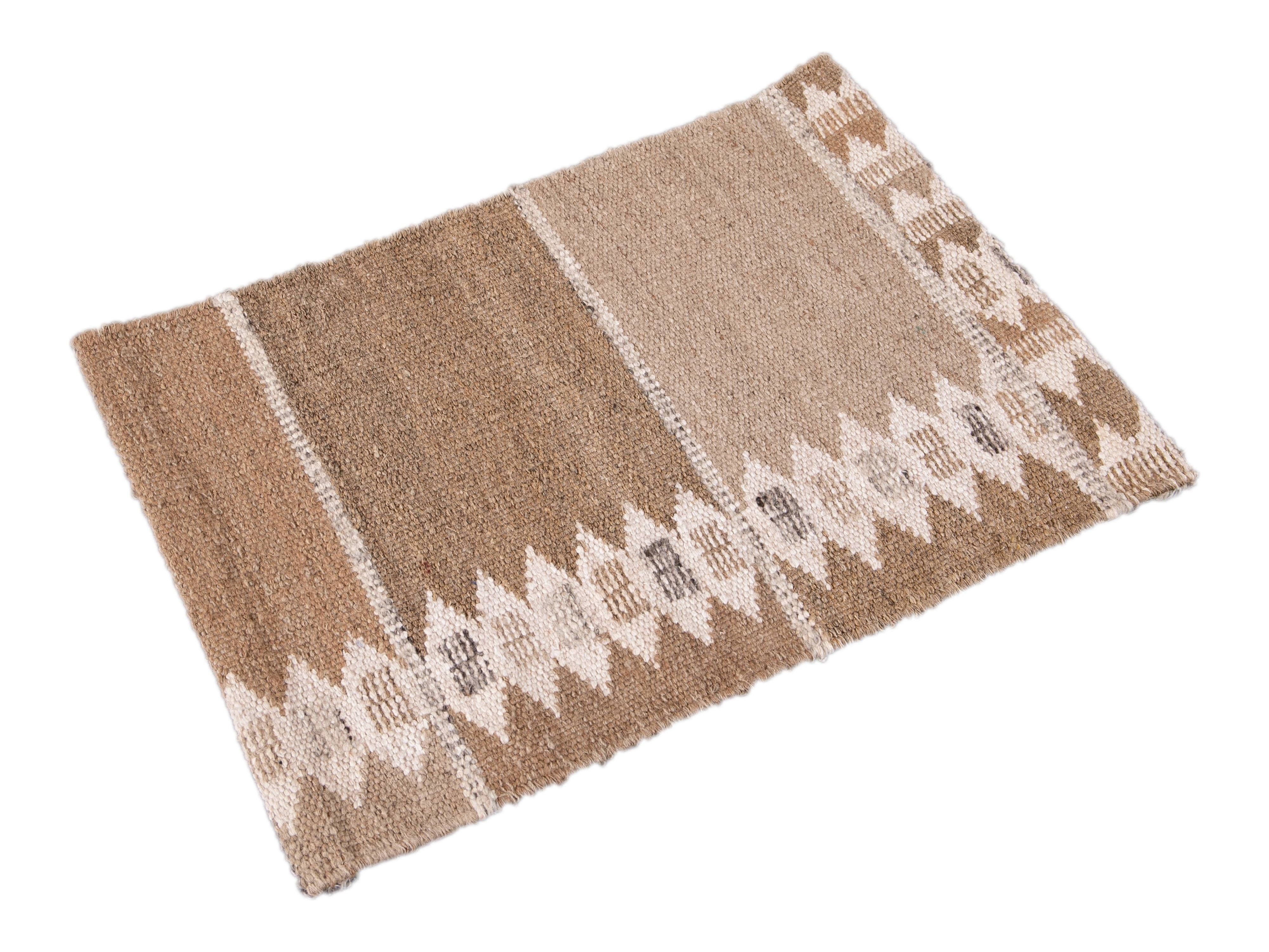 Wool Scandinavian-style Kilim Custom Rug