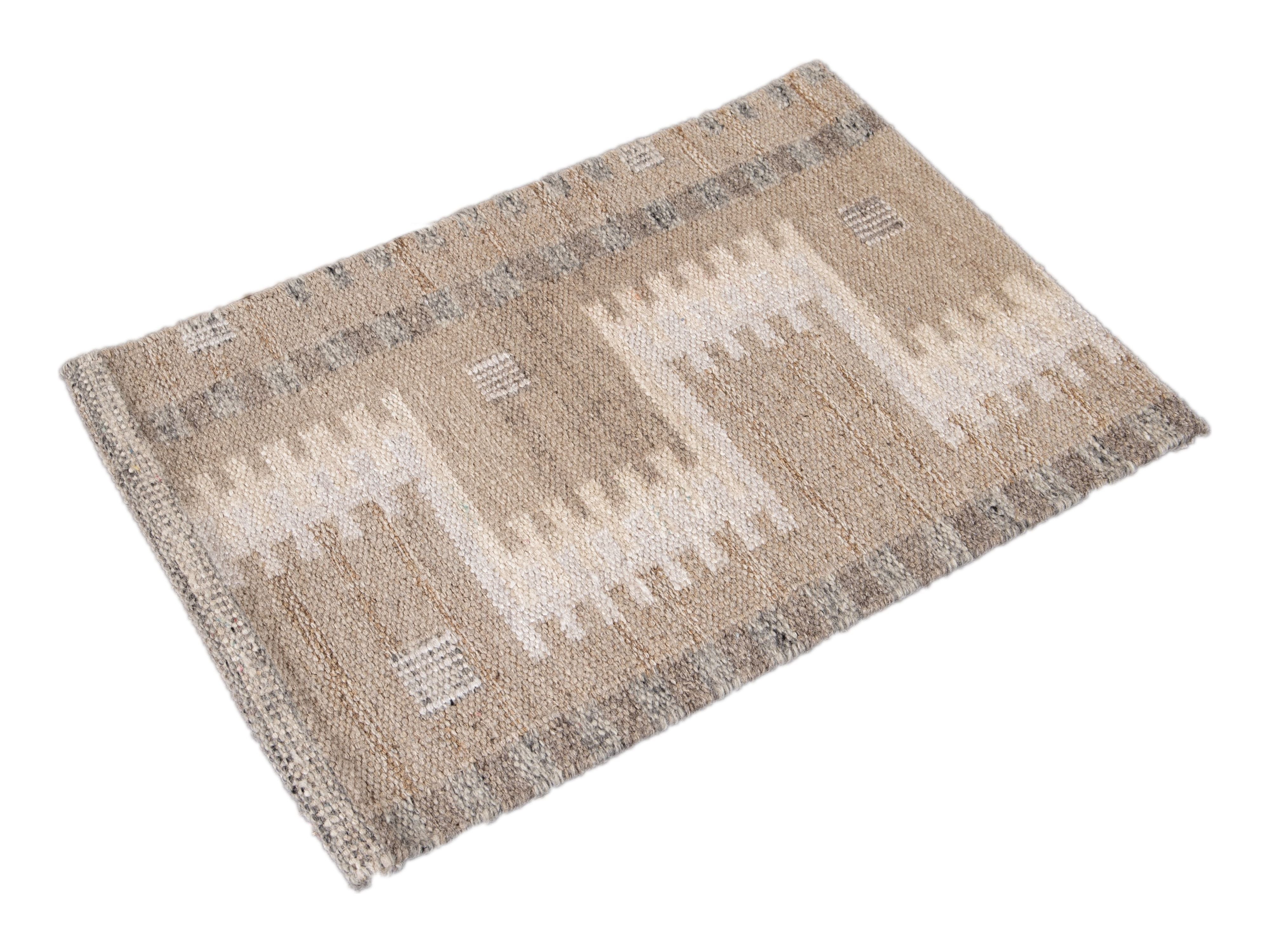 Wool Scandinavian-style Kilim Custom Rug