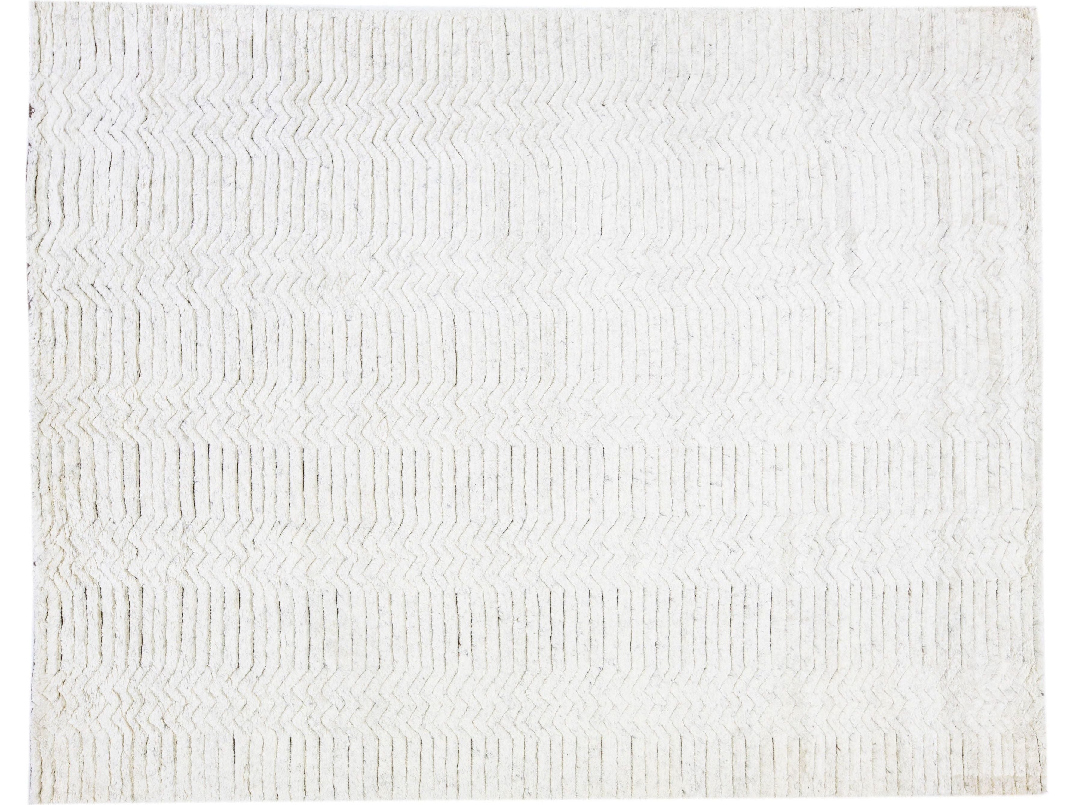 Contemporary Moroccan Style Ivory Handmade Geometric Wool Rug